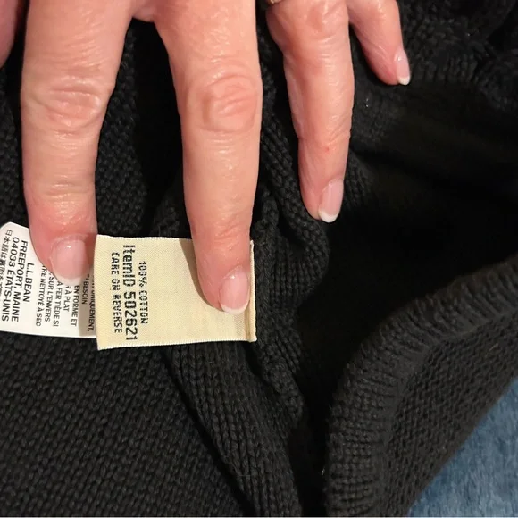 L.L. Bean Cable Knit Black Turtleneck Sweater with Long Sleeves - Picture 4 of 6